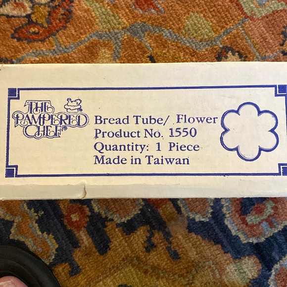 Pampered Chef Bread Tube for bread or ice cream sandwiches - flower - Valtrompia - Picture 3 of 8